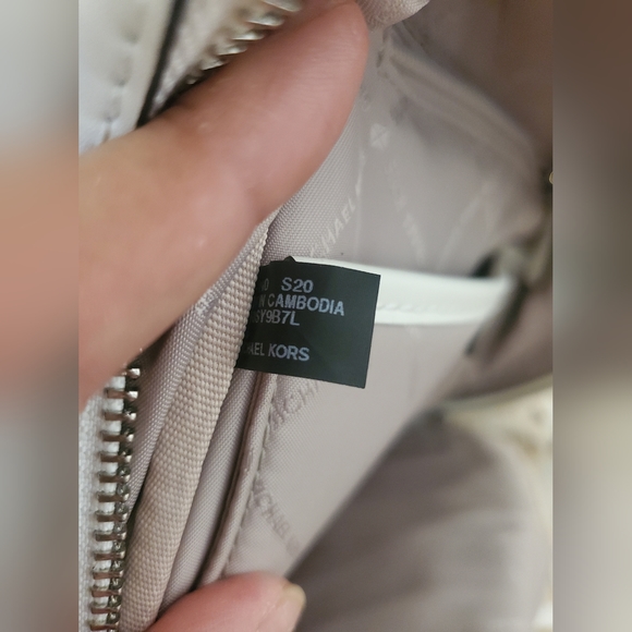 MICHAEL KORS KENLY LEATHERBACKPACK - Picture 10 of 10